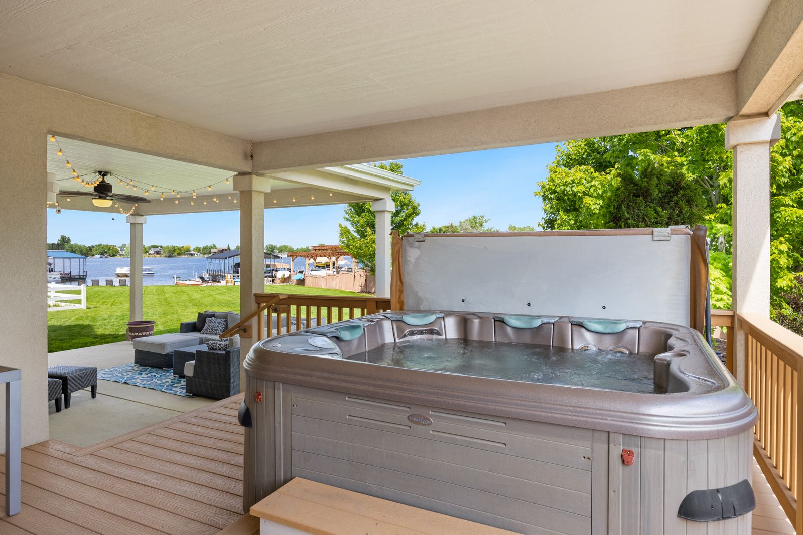 Backyard hot tub on a patio before spa removal in Elk Grove, CA